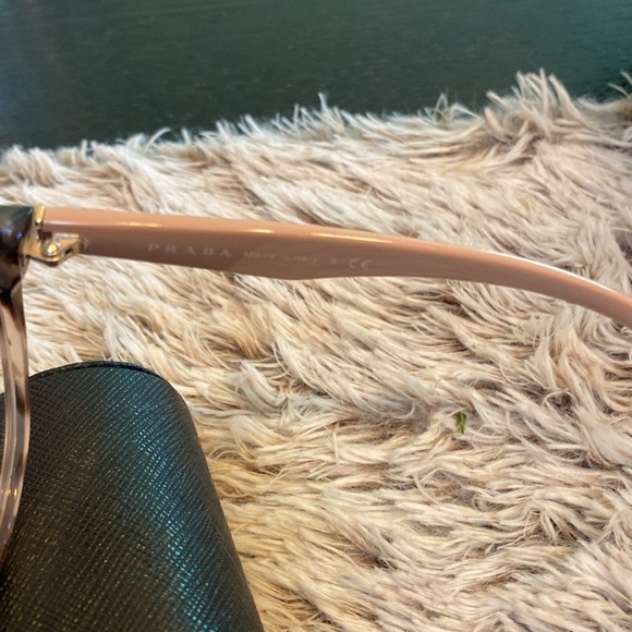 NWT Prada Tortoise eyeglasses , no prescription now but can be added . - Picture 3 of 4